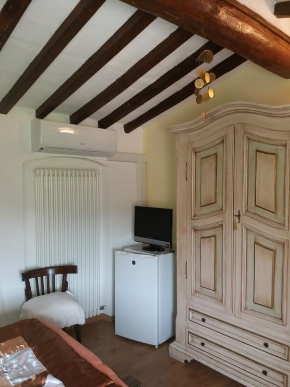 Le Travi Acomodação com café da manhã Sarzana Exterior foto