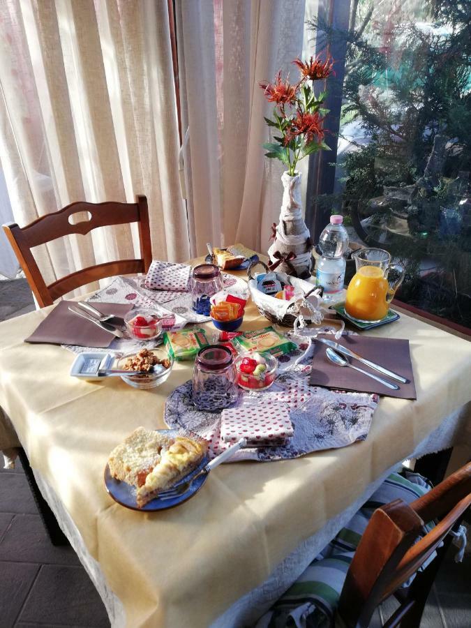 Le Travi Acomodação com café da manhã Sarzana Exterior foto