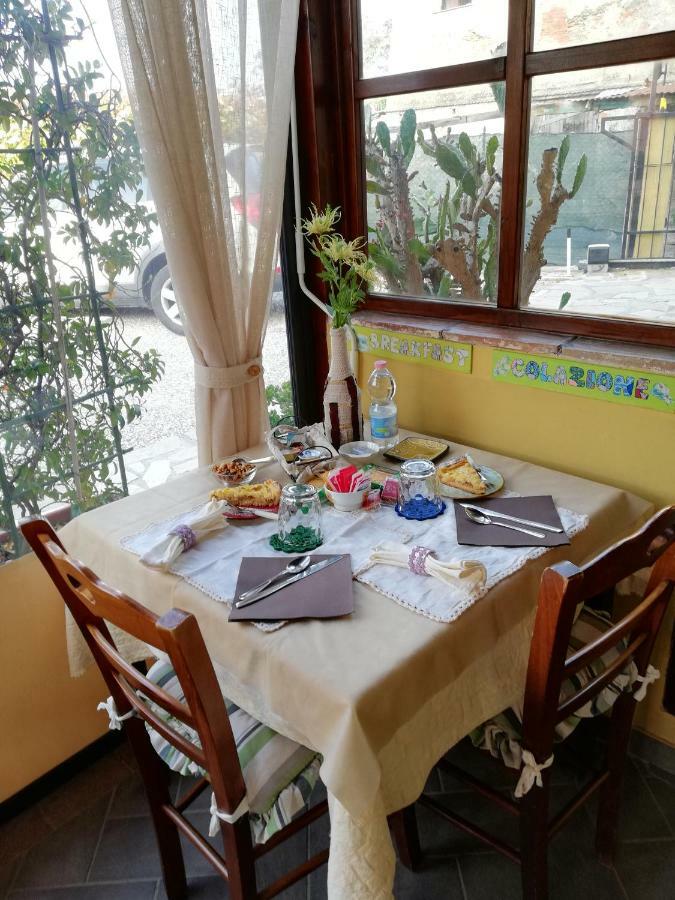 Le Travi Acomodação com café da manhã Sarzana Exterior foto
