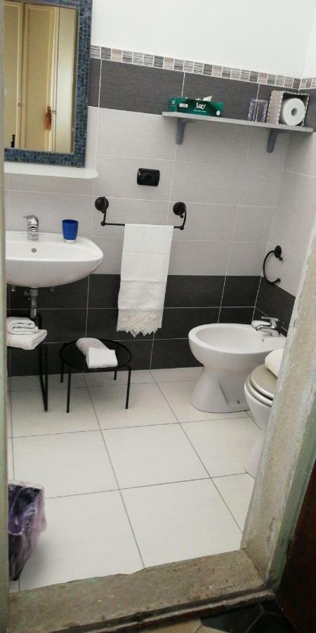 Le Travi Acomodação com café da manhã Sarzana Exterior foto